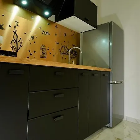 Diamond Apartment *